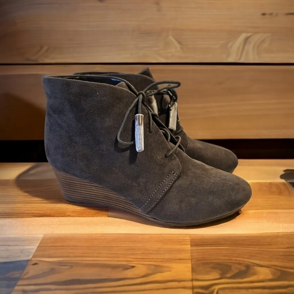 DR. Scholl's Dakota Wedge Bootie sz 11 W NEW - Picture 1 of 16